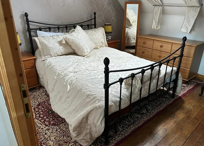 Semesterbostad 1 Le Petit Bure Couesmes-vauce